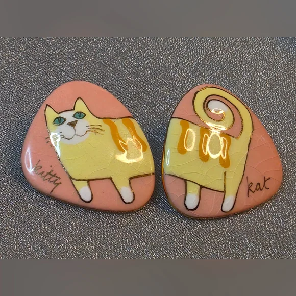Unique And Whimsical Laurel Burch 90s Style Cat Or Kitty Kat Pierced Earrings - Picture 13 of 14